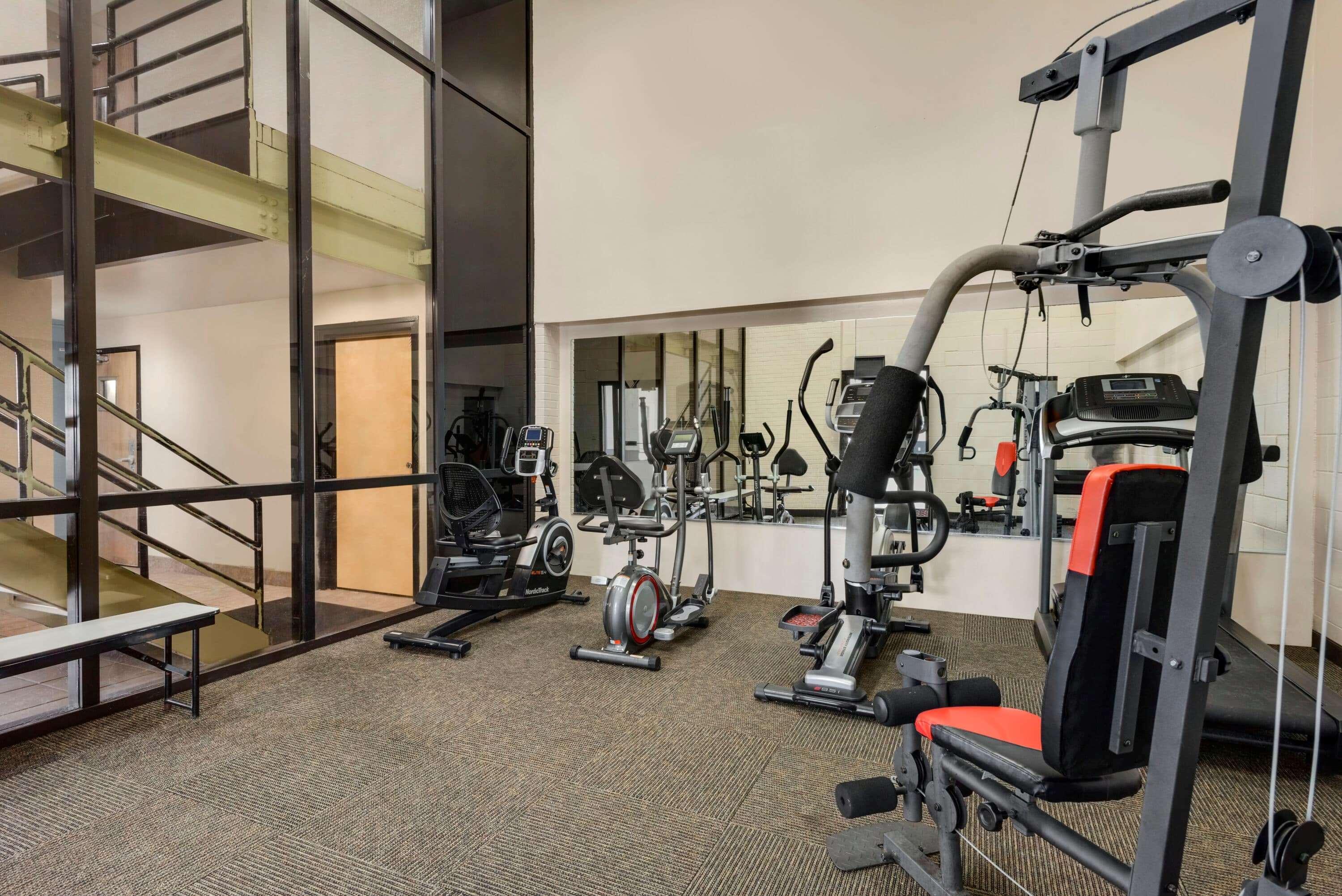 Baymont By Wyndham Muncie Near Ball State University Exterior photo